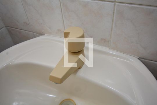 Banheiro - Torneira de apartamento à venda com 2 quartos, 58m² em Jardim Sulacap, Rio de Janeiro
