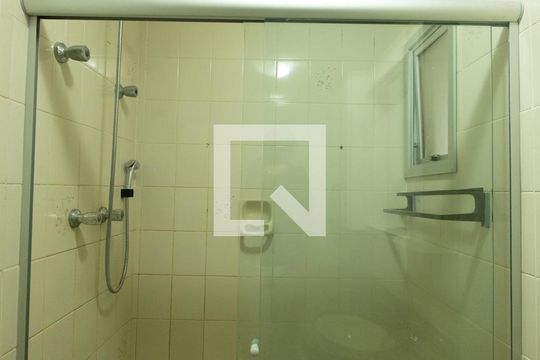 Banheiro Social de apartamento para alugar com 3 quartos, 84m² em Vila Carrao, São Paulo
