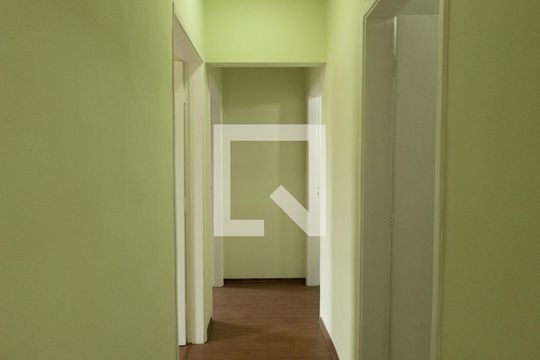 Corredor de apartamento para alugar com 3 quartos, 84m² em Vila Carrao, São Paulo
