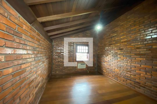 Quarto 1  de casa à venda com 5 quartos, 430m² em Liberdade, Novo Hamburgo