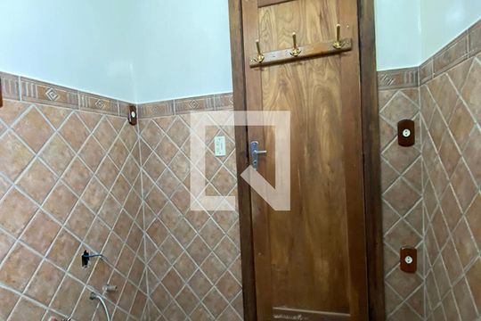 Banheiro da Suíte  de casa à venda com 5 quartos, 430m² em Liberdade, Novo Hamburgo