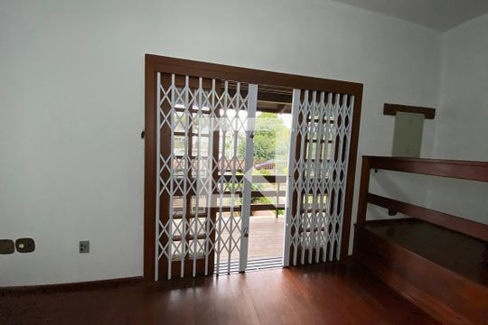 Porta Janela da Sala de casa à venda com 5 quartos, 430m² em Liberdade, Novo Hamburgo