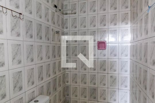 Banheiro de casa para alugar com 1 quarto, 30m² em Vila California, São Paulo
