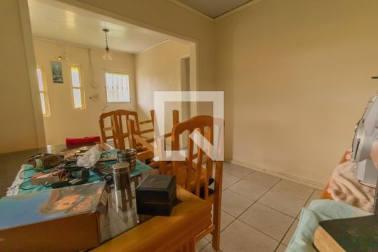 Sala de casa à venda com 3 quartos, 90m² em Duque de Caxias, São Leopoldo