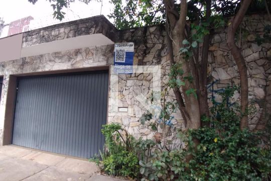 Fachada de casa para alugar com 4 quartos, 420m² em Indianópolis, São Paulo