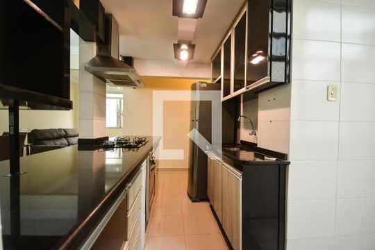 Cozinha de apartamento para alugar com 2 quartos, 110m² em Glória, Rio de Janeiro