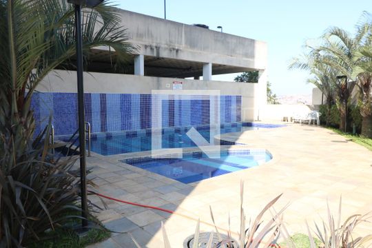 Área comum - Piscina de apartamento para alugar com 2 quartos, 44m² em Cidade Satélite Santa Bárbara, São Paulo