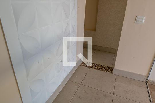 Garagem de casa à venda com 3 quartos, 185m² em Vila Lemos, Campinas