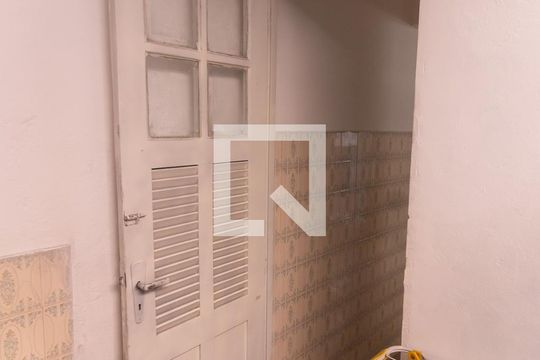 Área de Serviço de casa para alugar com 1 quarto, 45m² em Bento Ribeiro, Rio de Janeiro