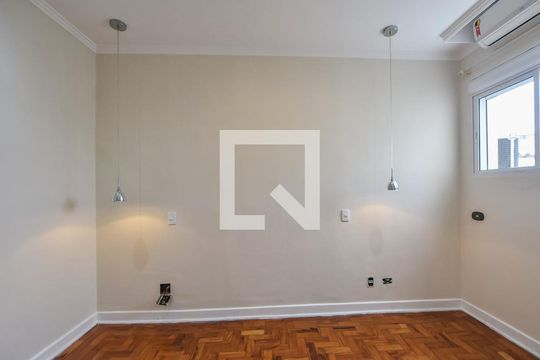 Suíte 01 de casa à venda com 3 quartos, 220m² em Jardim Aeroporto, São Paulo