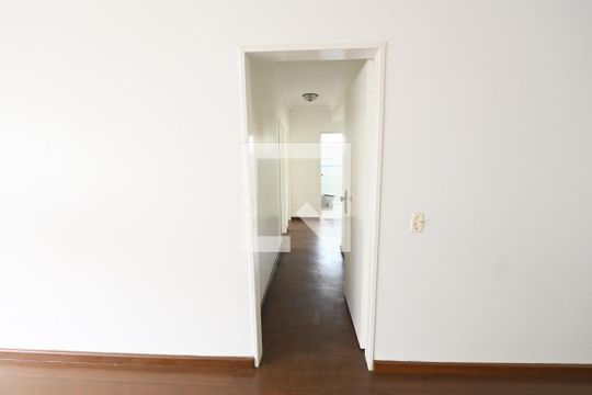 Corredor de apartamento à venda com 4 quartos, 198m² em Setor Oeste, Goiânia