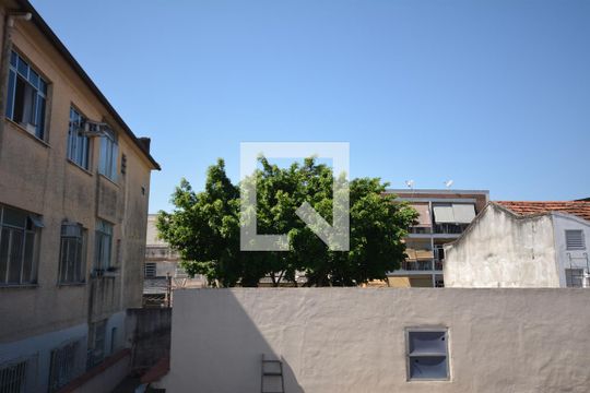 Terraço de casa à venda com 6 quartos, 280m² em Brás de Pina, Rio de Janeiro