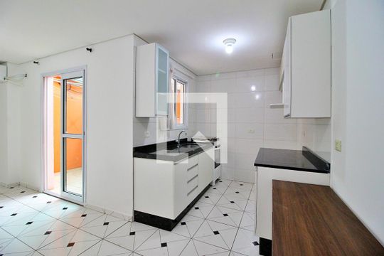 Cozinha de apartamento à venda com 2 quartos, 55m² em Parque Capuava, Santo André