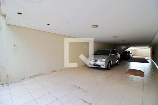 Garagem de apartamento à venda com 2 quartos, 55m² em Parque Capuava, Santo André
