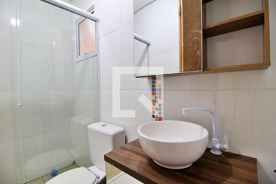 Banheiro de apartamento à venda com 2 quartos, 55m² em Parque Capuava, Santo André