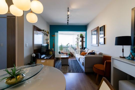 Sala de apartamento à venda com 2 quartos, 70m² em Vila Moinho Velho, São Paulo
