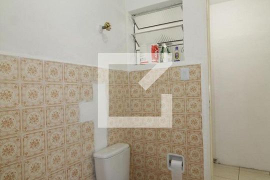 Banheiro de casa para alugar com 2 quartos, 120m² em Jardim Vila Formosa, São Paulo