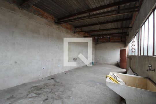 Área Externa de casa para alugar com 2 quartos, 120m² em Jardim Vila Formosa, São Paulo