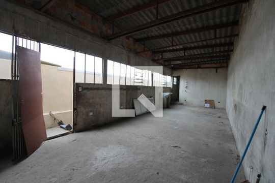 Área Externa de casa para alugar com 2 quartos, 120m² em Jardim Vila Formosa, São Paulo
