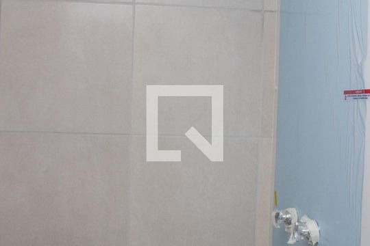 Banheiro Social de apartamento à venda com 1 quarto, 33m² em Piedade, Rio de Janeiro
