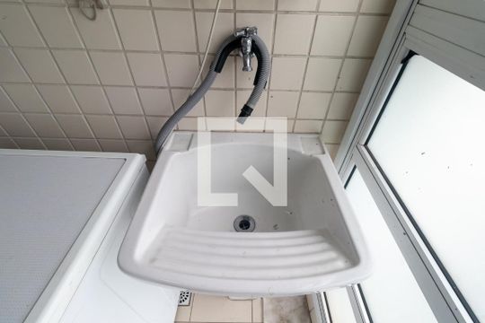 Área de Serviço de apartamento para alugar com 2 quartos, 142m² em Jardim Paulista, São Paulo
