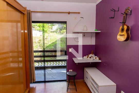 Quarto 4 de casa à venda com 5 quartos, 600m² em Centro, Diadema