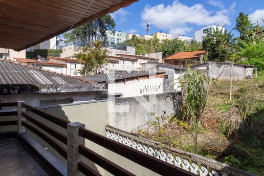 Varanda do Quarto 3 de casa à venda com 5 quartos, 600m² em Centro, Diadema