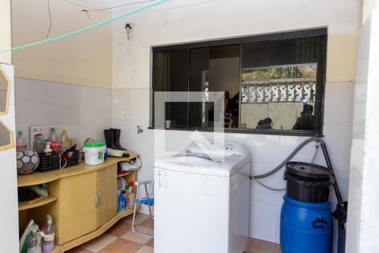 Área de Serviço de casa à venda com 5 quartos, 600m² em Centro, Diadema