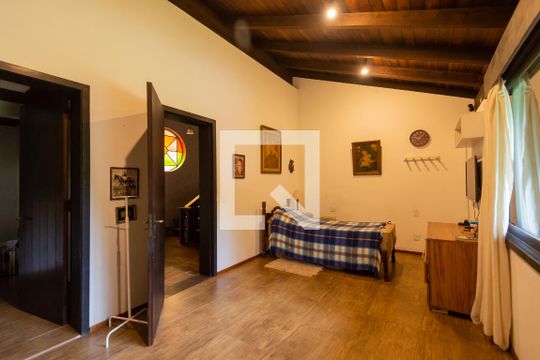 Suíte 1 de casa à venda com 6 quartos, 2700m² em Vila Conceição, Porto Alegre