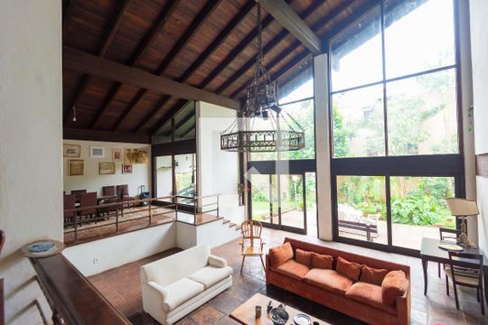 Sala de casa à venda com 6 quartos, 2700m² em Vila Conceição, Porto Alegre