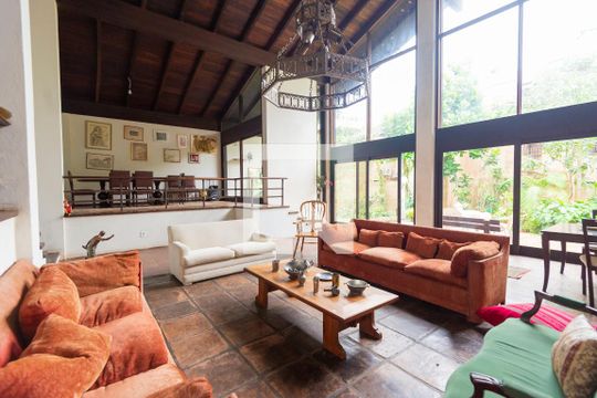 Sala de casa à venda com 6 quartos, 2700m² em Vila Conceição, Porto Alegre