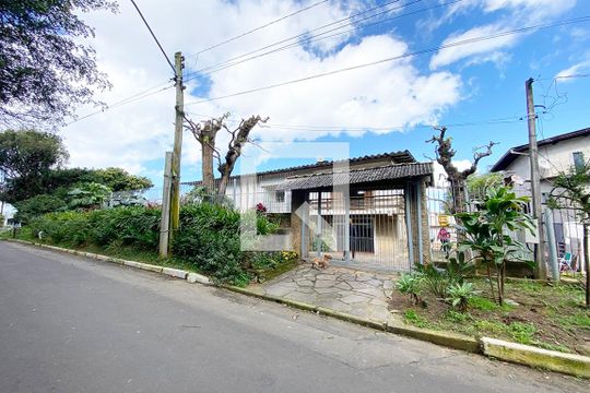 Fachada de casa à venda com 3 quartos, 269m² em Ideal, Novo Hamburgo