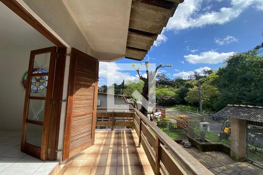 Sacada de casa à venda com 3 quartos, 269m² em Ideal, Novo Hamburgo