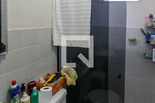 Banheiro da Suíte de apartamento à venda com 3 quartos, 64m² em Guarani, Belo Horizonte