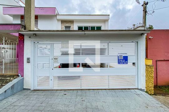 Fachada de casa à venda com 4 quartos, 340m² em Vila Santa Teresa, Santo André