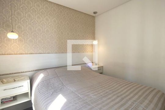 Quarto 2 de apartamento para alugar com 2 quartos, 55m² em Conceição, Osasco