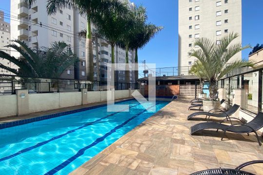 Área comum - Piscina de apartamento para alugar com 2 quartos, 55m² em Conceição, Osasco