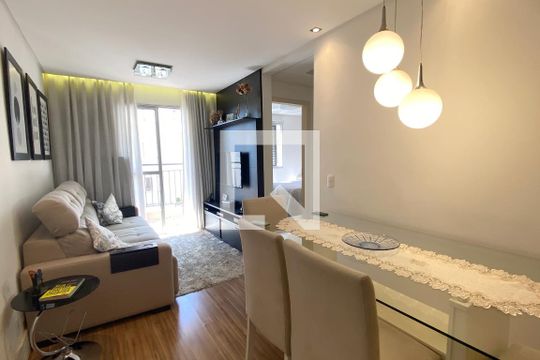 Apartamento para alugar com 2 quartos, 55m² em Conceição, Osasco