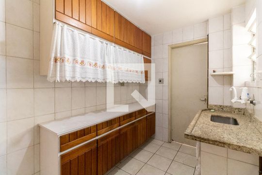 Cozinha de apartamento para alugar com 2 quartos, 89m² em Aclimação, São Paulo