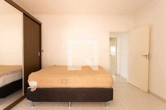 Quarto 2 de casa à venda com 3 quartos, 138m² em Jardim Vila Galvão, Guarulhos
