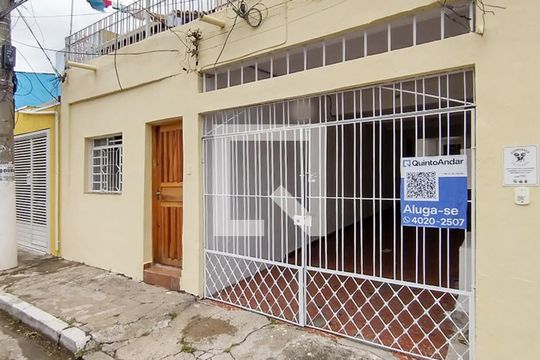 Fachada de casa para alugar com 1 quarto, 60m² em Vila Maria Alta, São Paulo