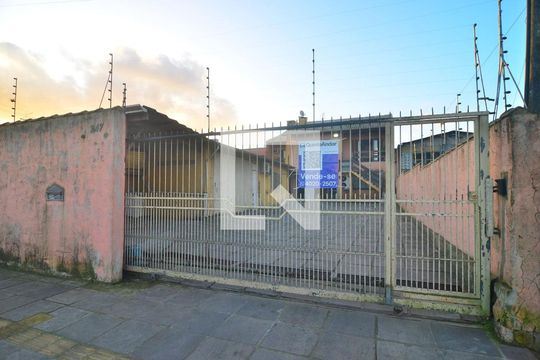 Fachada de casa para alugar com 3 quartos, 400m² em Rio Branco, Canoas
