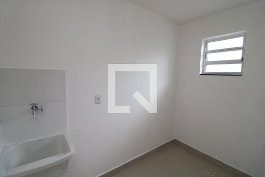 Área de Serviço de apartamento para alugar com 2 quartos, 50m² em Jardim Vila Formosa, São Paulo