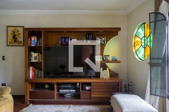 Sala de casa para alugar com 3 quartos, 239m² em Jardim São Paulo, São Paulo