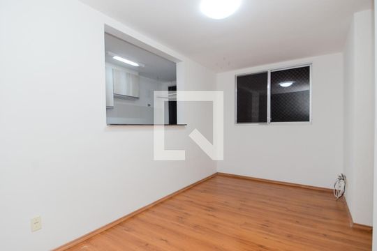 Sala de apartamento para alugar com 2 quartos, 48m² em Vila Bremen, Guarulhos