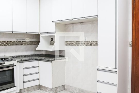 Cozinha de casa à venda com 3 quartos, 209m² em Vila Camilópolis, Santo André