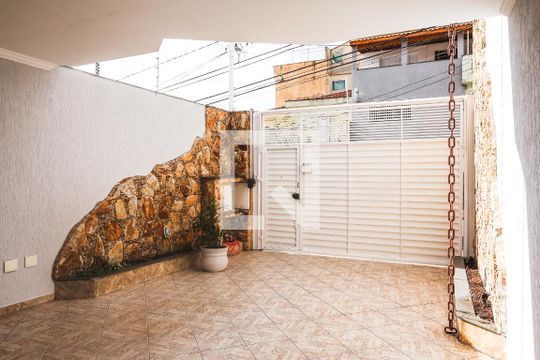 Garagem de casa à venda com 3 quartos, 209m² em Vila Camilópolis, Santo André