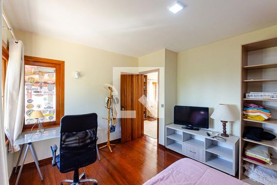 Quarto 1 de casa à venda com 4 quartos, 290m² em Badu, Niterói