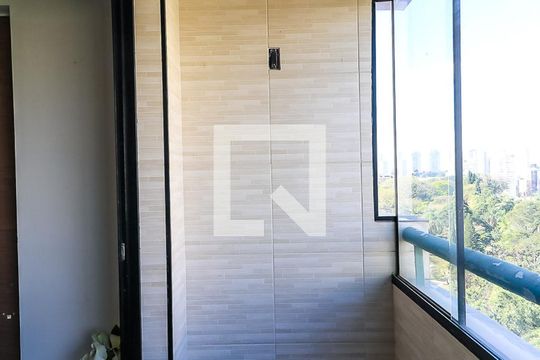 Varanda de apartamento para alugar com 2 quartos, 60m² em Super Quadra Morumbi, São Paulo