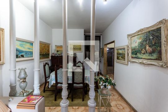 Sala de casa à venda com 2 quartos, 160m² em Praça da Bandeira, Rio de Janeiro